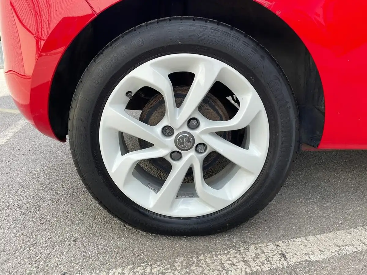 2017-vauxhall-corsa-14i-sting-75ps-ecoflex-big-15