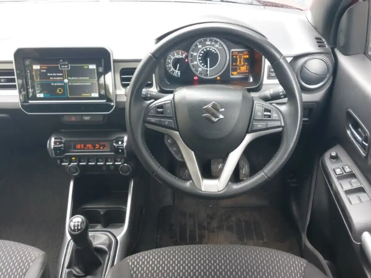 2022-suzuki-ignis-12-dualjet-sz5-big-6
