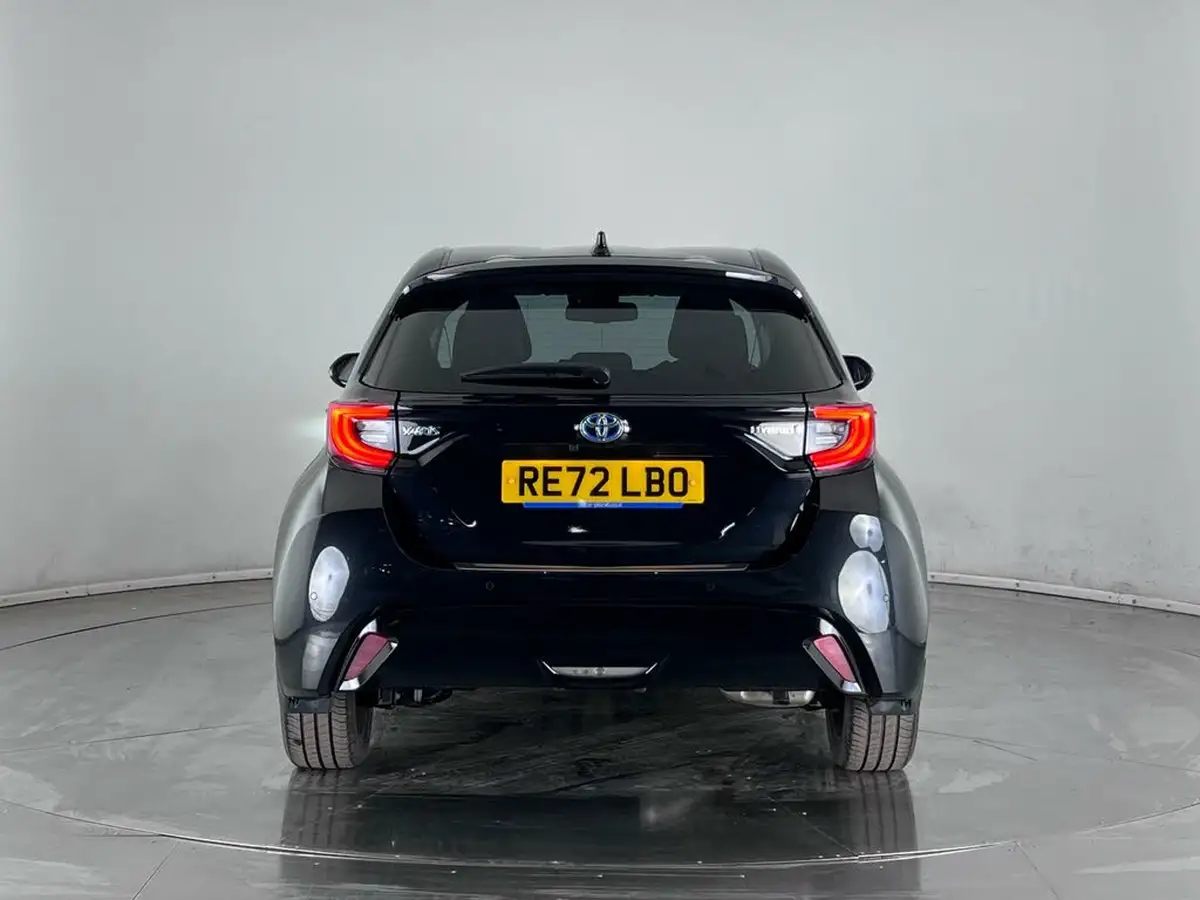 2022-toyota-yaris-cross-15-vvt-i-excel-city-packpan-roof-big-6