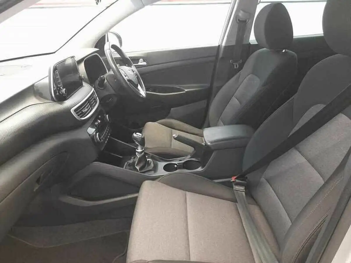 2021-hyundai-tucson-16-t-gdi-se-nav-big-14