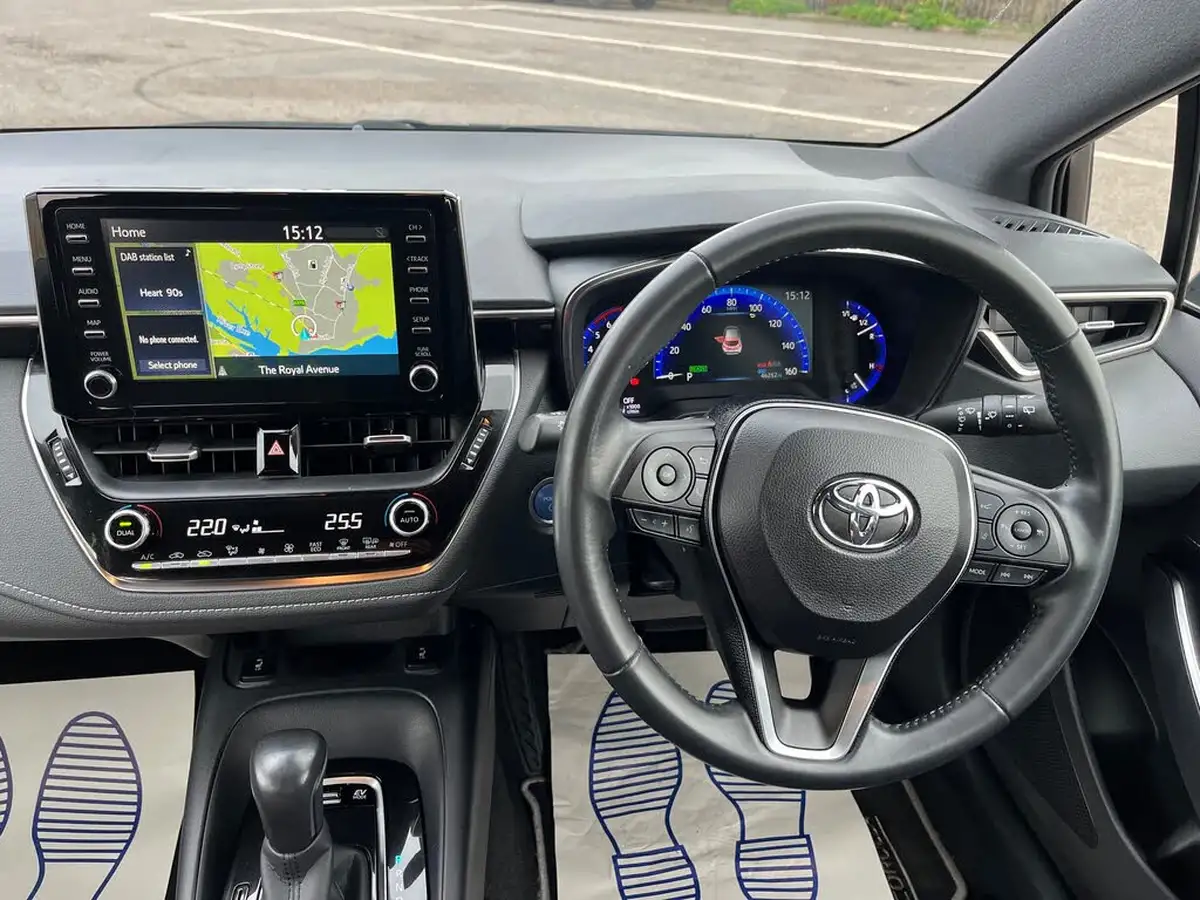 2020-toyota-corolla-18-vvt-i-icon-tech-spare-wheel-hatchback-5d-big-9