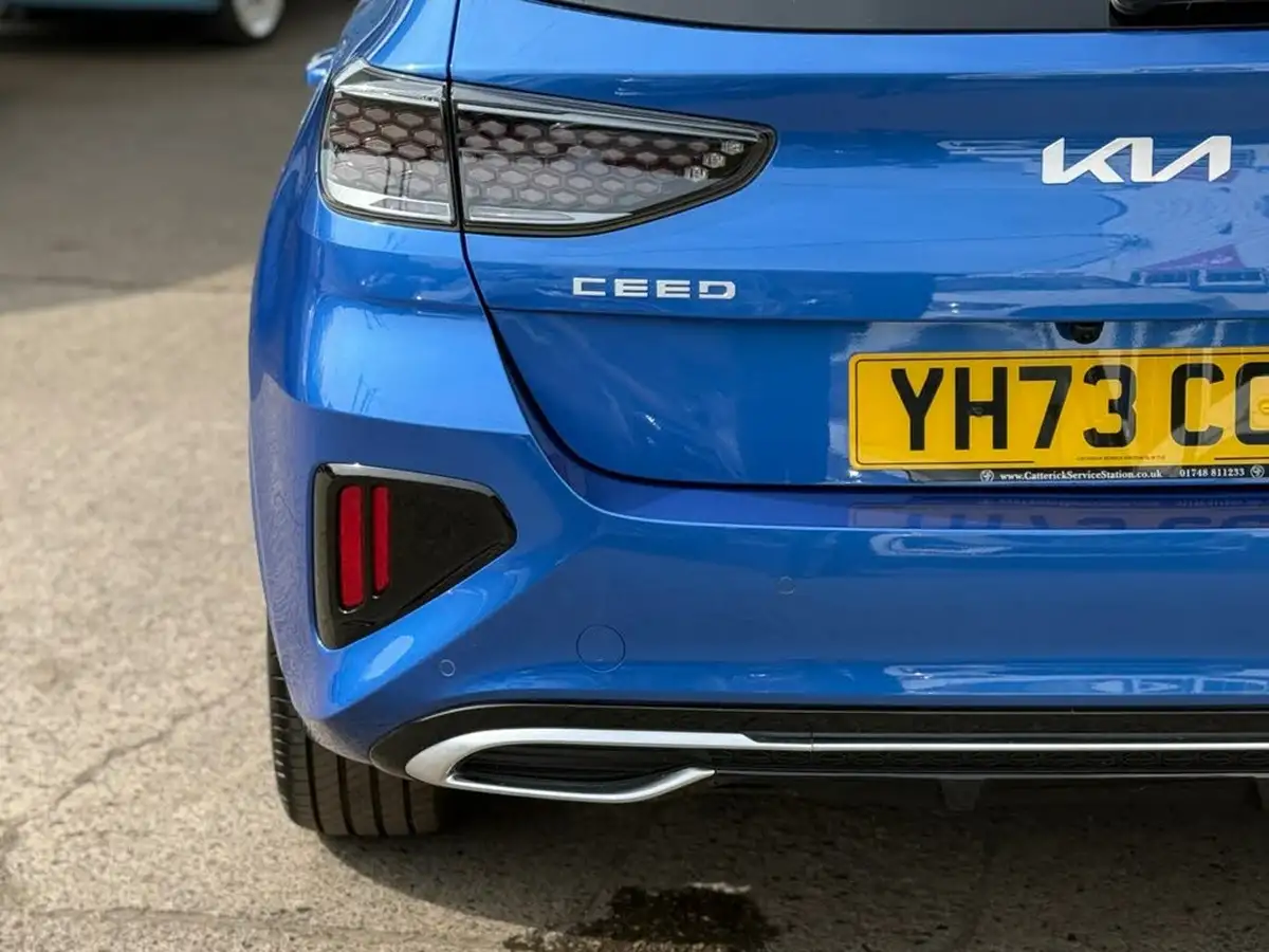 2023-kia-ceed-15-t-gdi-gt-line-158bhp-big-29