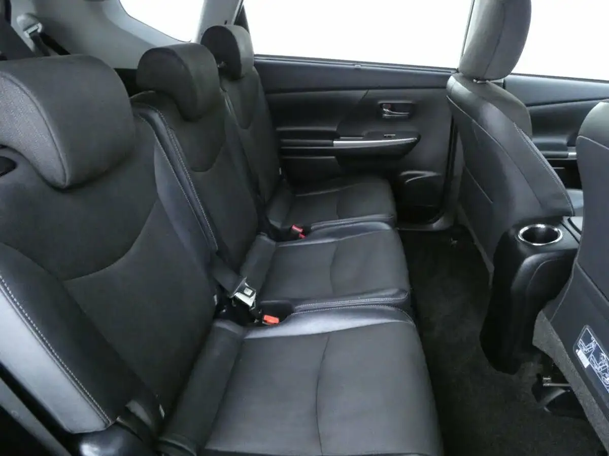 2019-toyota-prius-18-vvt-i-excel-big-15