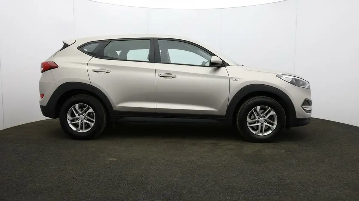 2018-hyundai-tucson-17crdi-blue-drive-s-big-42