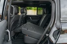 2023-land-rover-110-defender-30-d300-x-dynamic-hse-small-32