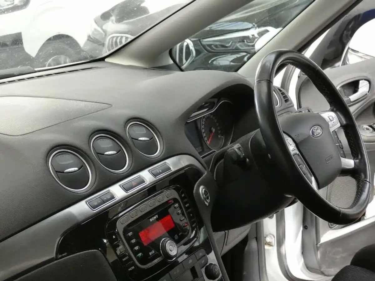 2012-ford-s-max-20td-titanium-140ps-big-7
