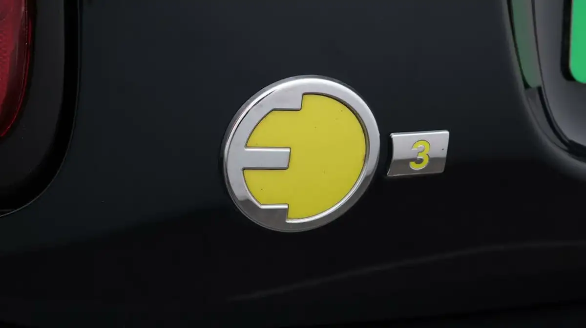 2022-mini-cooper-e-cooper-s-3-big-23