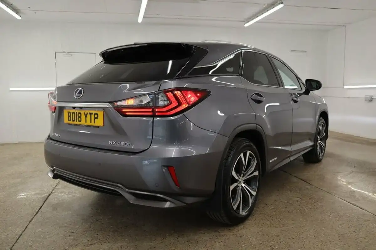 2018-lexus-rx-450h-35-luxury-big-3