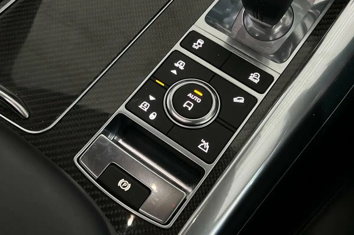 2021-land-rover-range-rover-sport-50-v8-p575-svr-carbon-edition-big-21