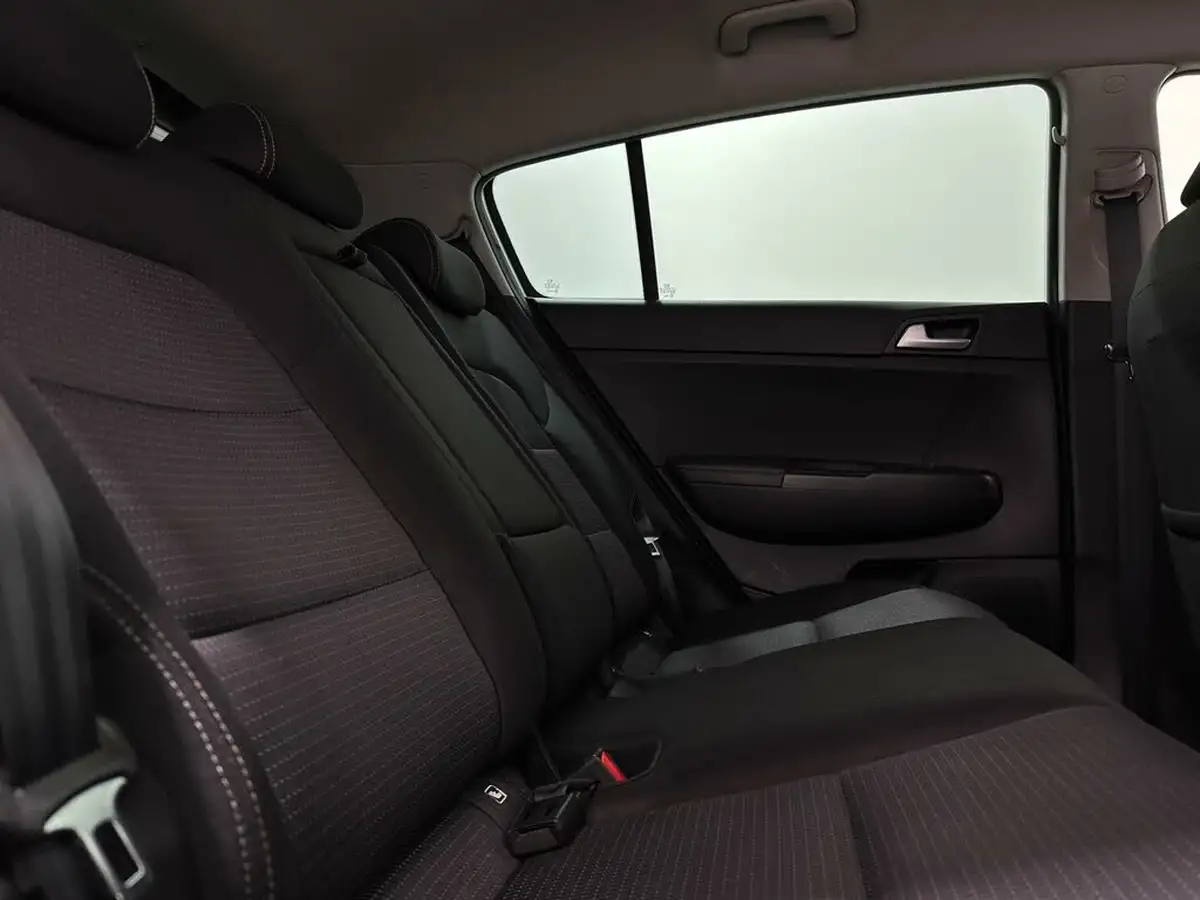 2019-kia-sportage-16-gdi-2-big-42
