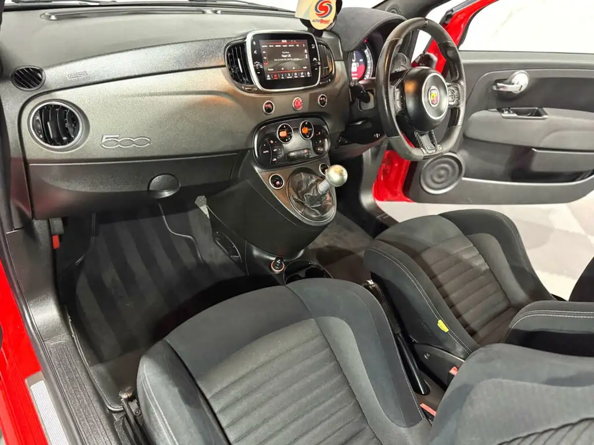 2016-abarth-595-14-tjet-competizione-big-17