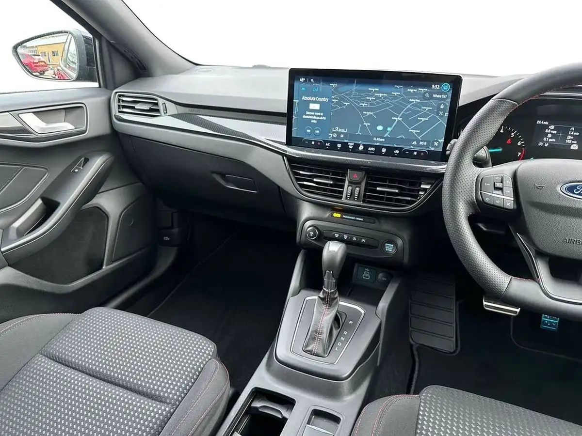 2025-ford-focus-10t-st-line-155ps-estate-powershift-big-19