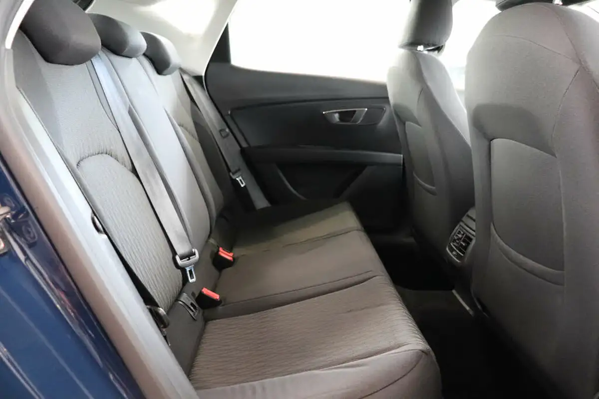 2016-seat-leon-16tdi-ecomotive-se-tech-pack-hatchback-big-27