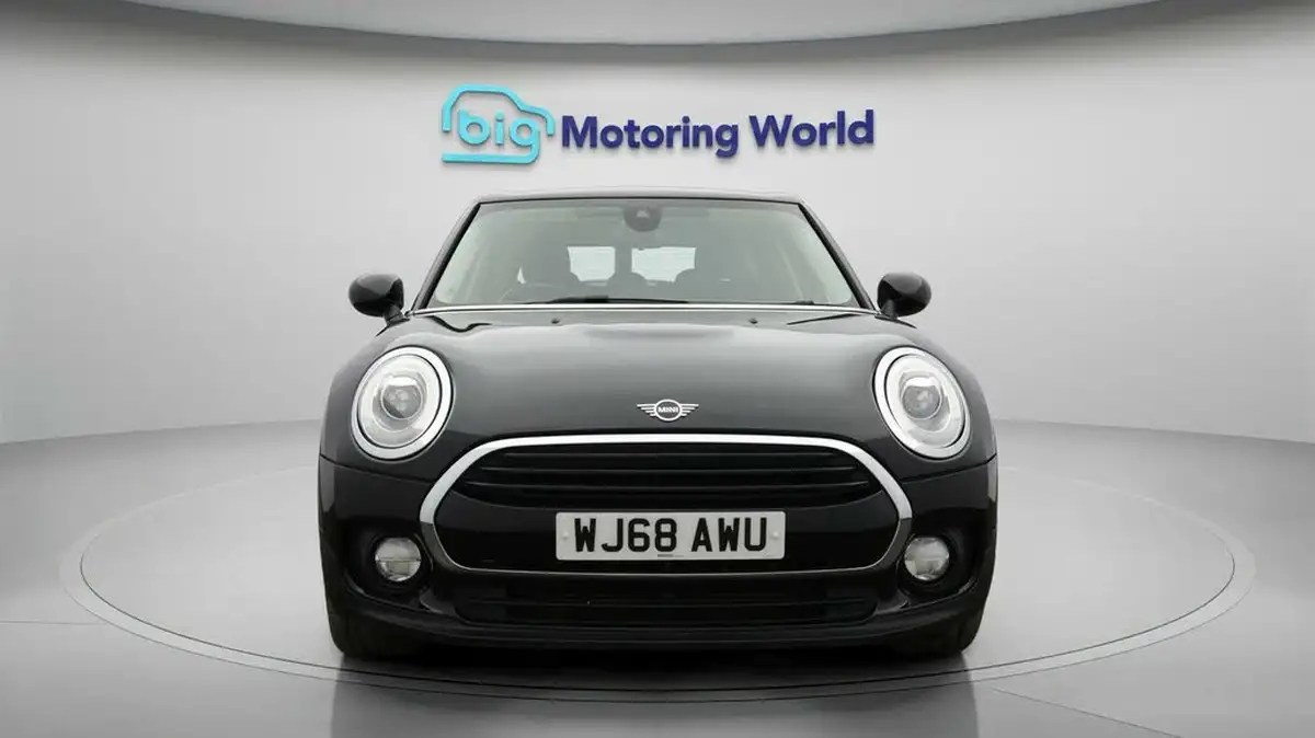 2018-mini-clubman-20td-cooper-d-big-1