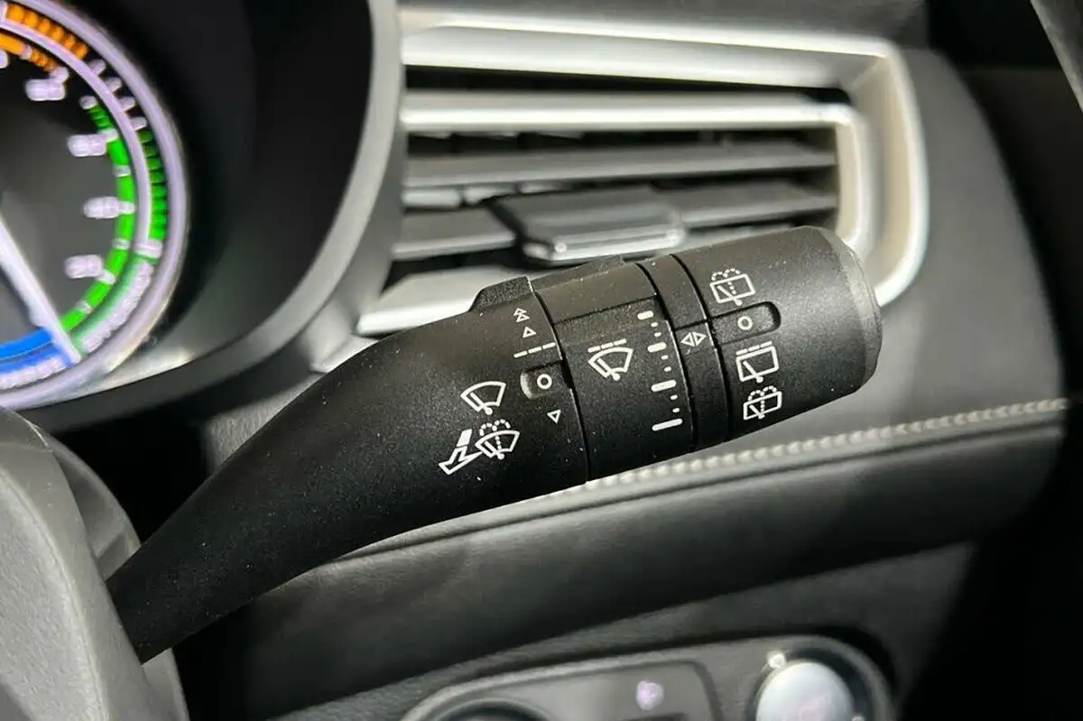 2022-mg-mg5-e-exclusive-ev-long-range-big-29