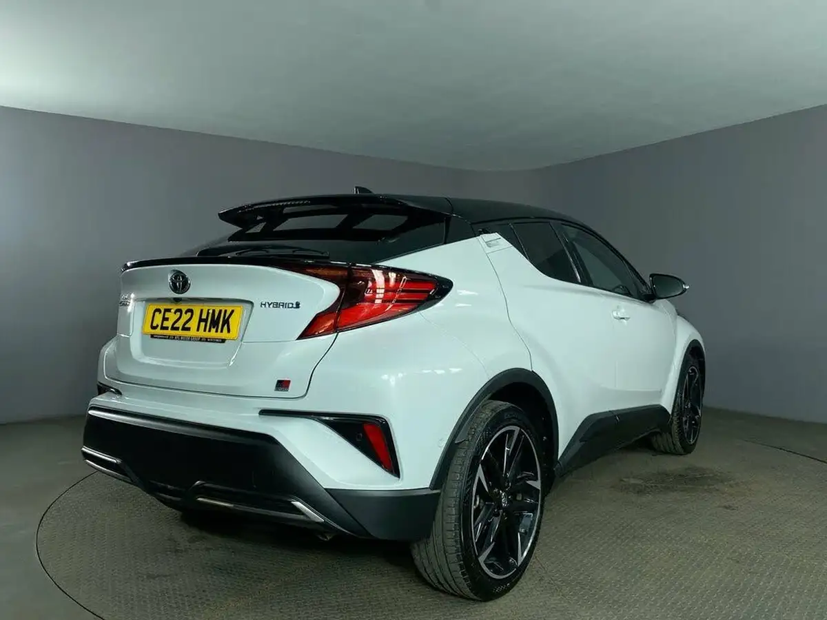 2022-toyota-c-hr-18-vvt-i-gr-sport-big-7