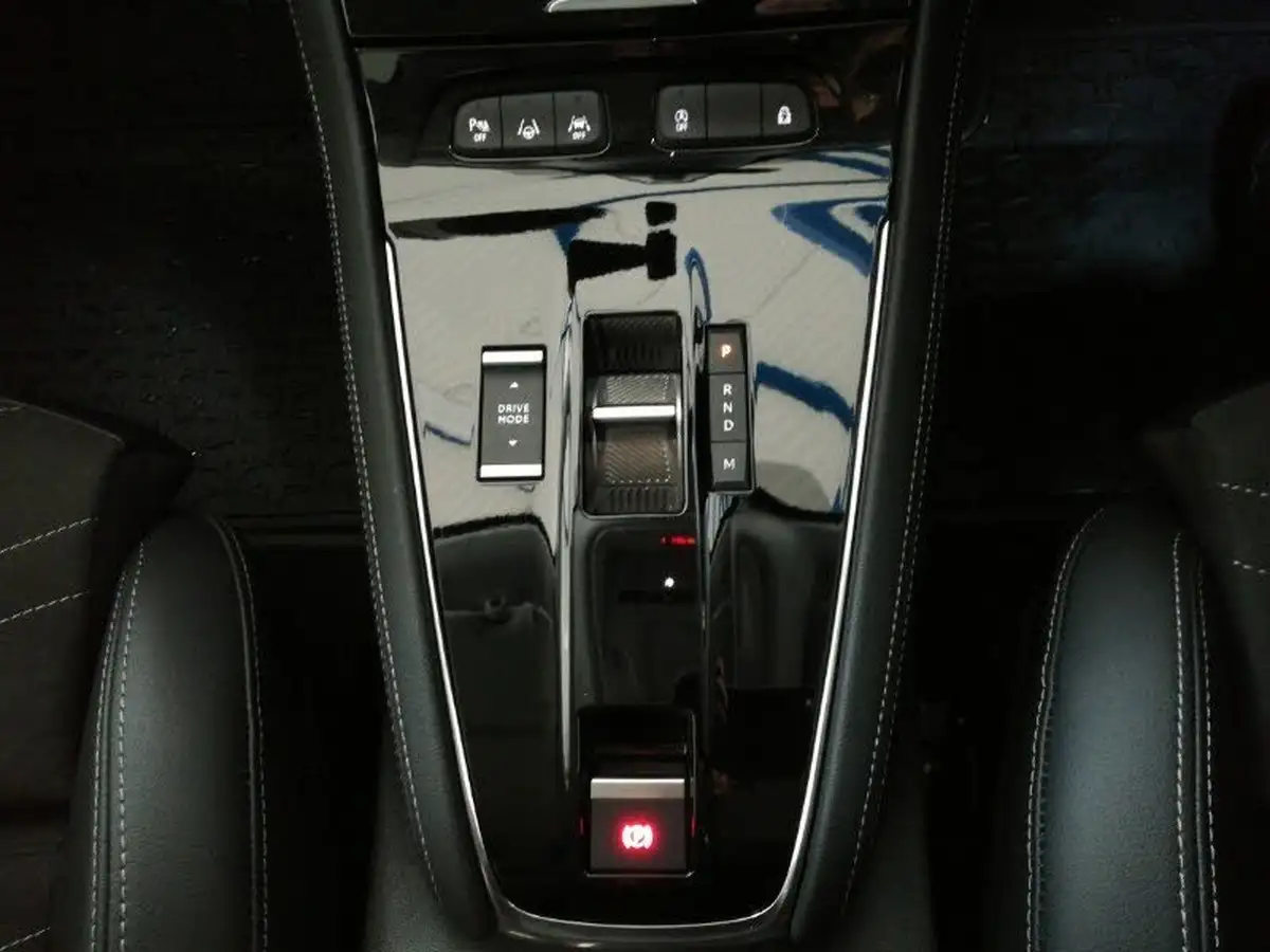 2023-vauxhall-grandland-12-ultimate-130ps-auto-big-11