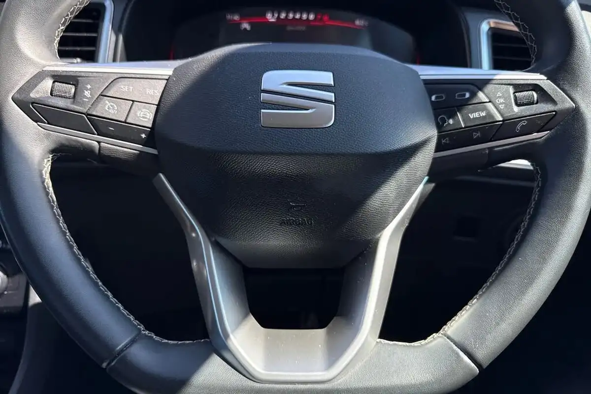 2023-seat-ateca-15-ecotsi-se-technology-big-32