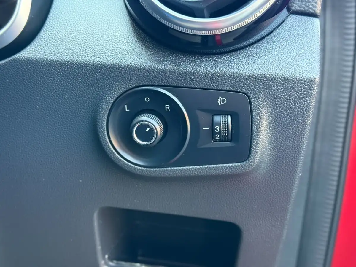 2018-mg-zs-suv-15-vti-tech-exclusive-big-33