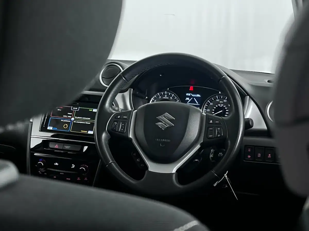 2021-suzuki-vitara-14-boosterjet-sz-t-big-21