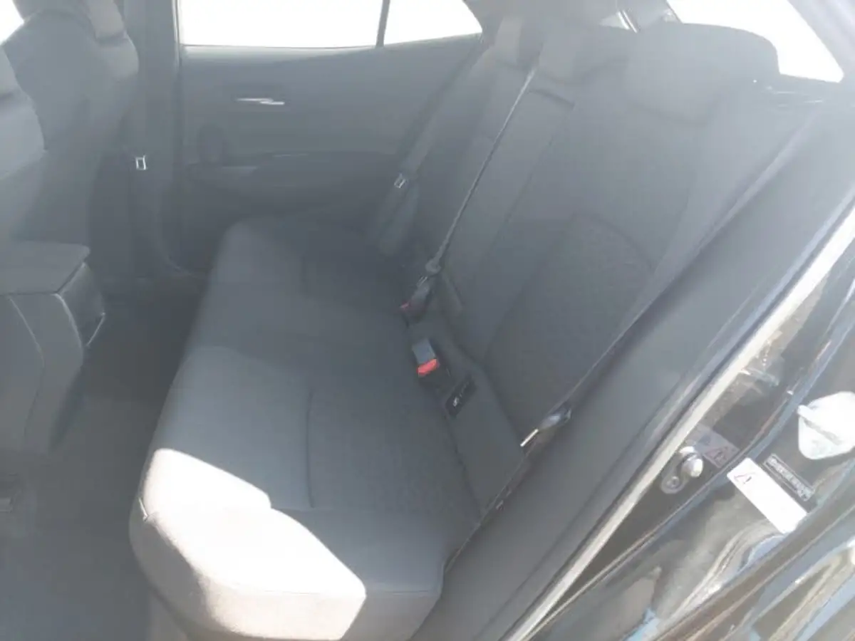 2019-toyota-corolla-20-vvt-i-design-trk-hatchback-big-5