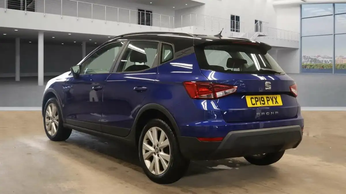 2019-seat-arona-16tdi-se-technology-lux-115ps-ss-big-2