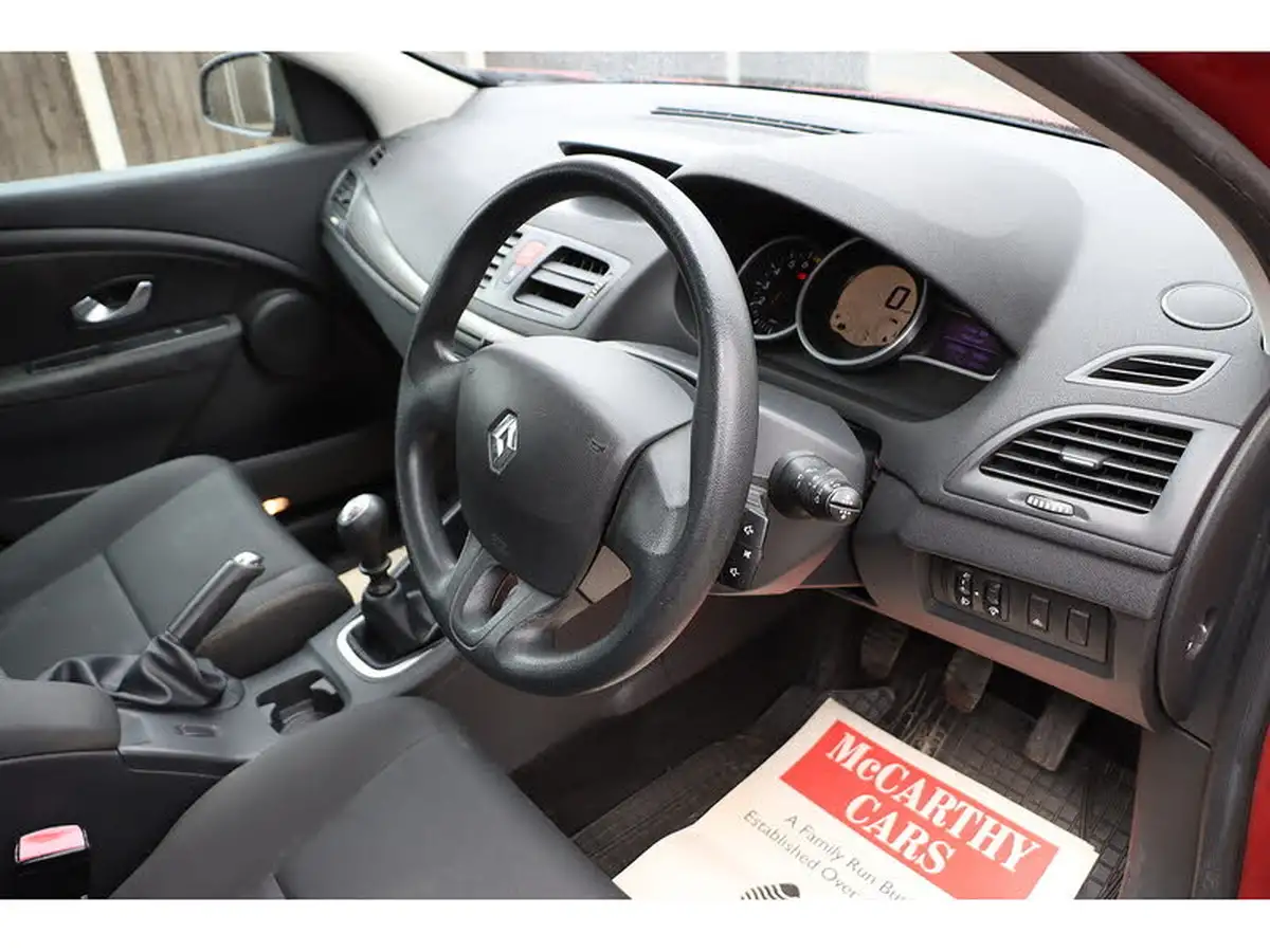 2009-renault-megane-16-expression-vvt-110bhp-hatchback-5d-big-19