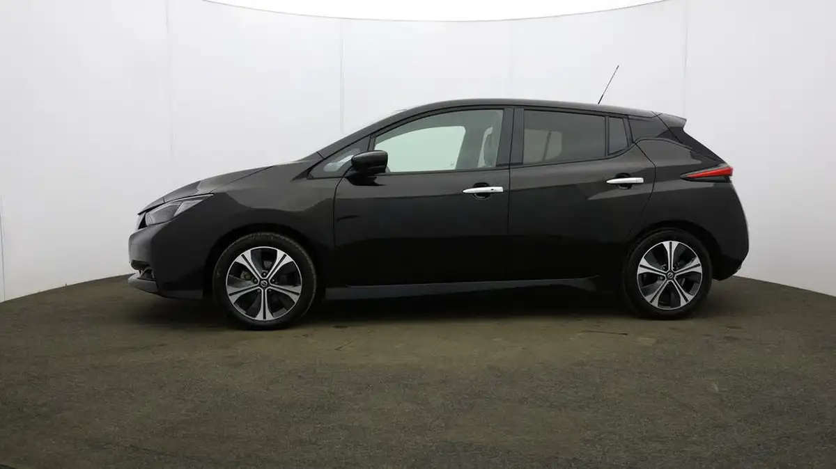 2020-nissan-leaf-e-n-connecta-big-70
