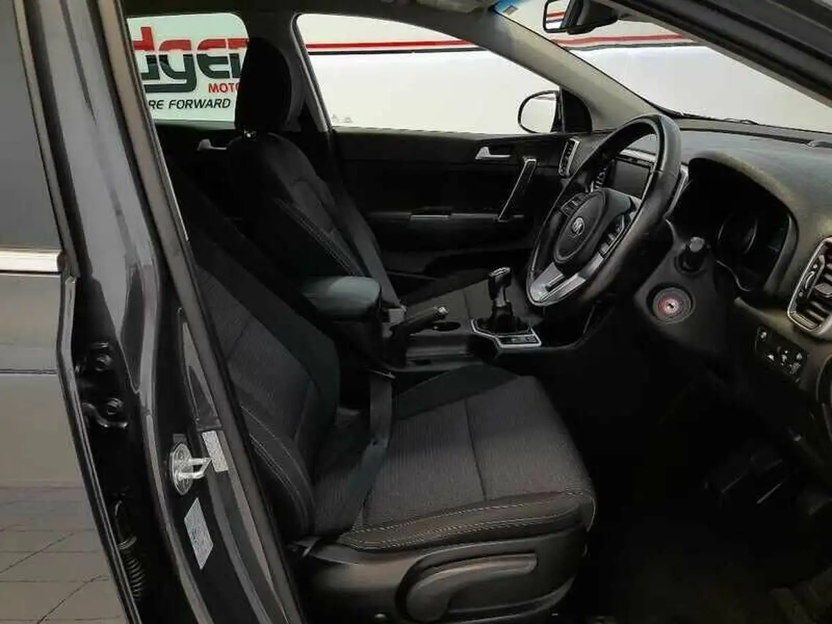2020-kia-sportage-16-gdi-2-big-8