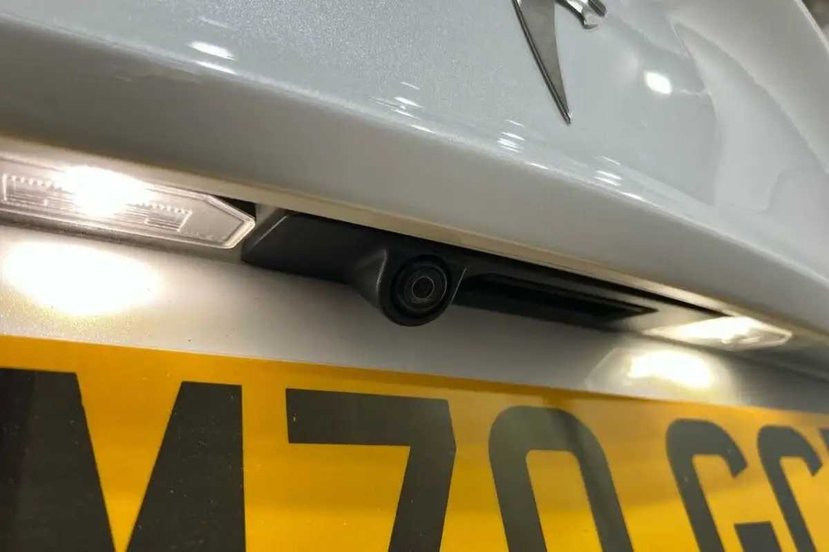 2020-tesla-model-3-e-standard-plus-big-19