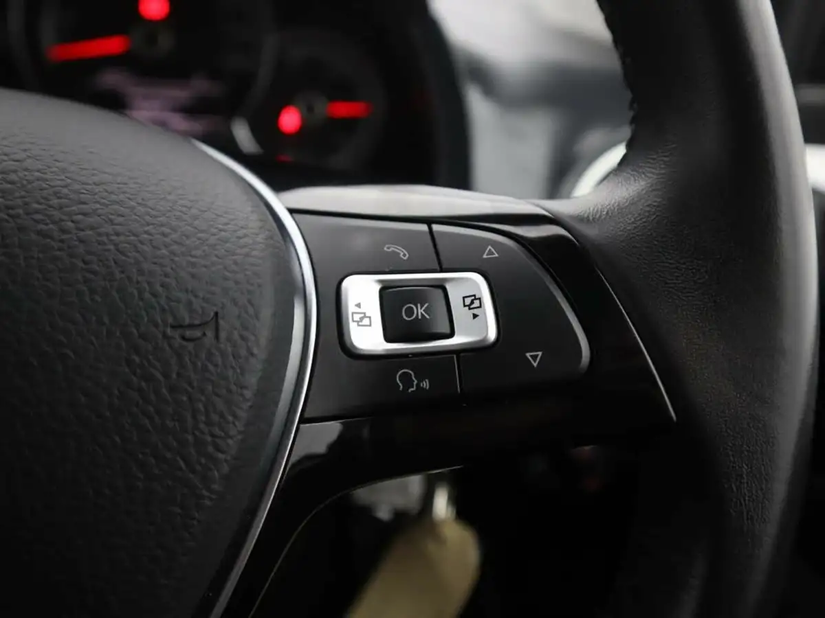 2022-volkswagen-up-e-e-up-big-31