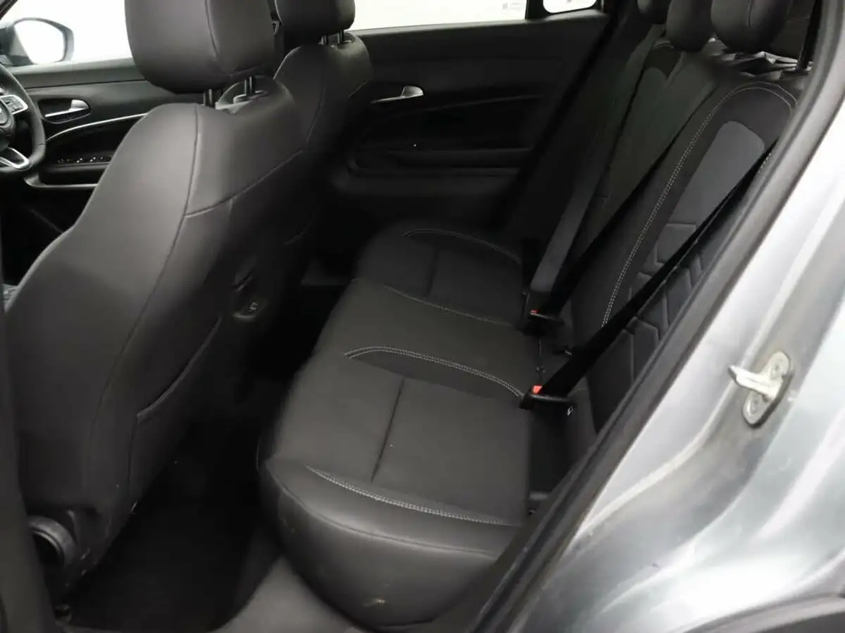2024-jeep-avenger-12-gse-summit-e-hybrid-48v-auto-big-14