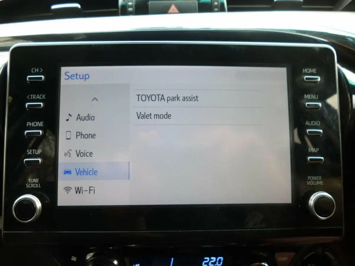 2021-toyota-hi-lux-24d-4d-invincible-150hpeu6d-big-42