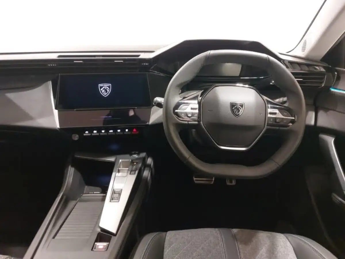 2023-peugeot-408-12-puretech-allure-premium-big-6