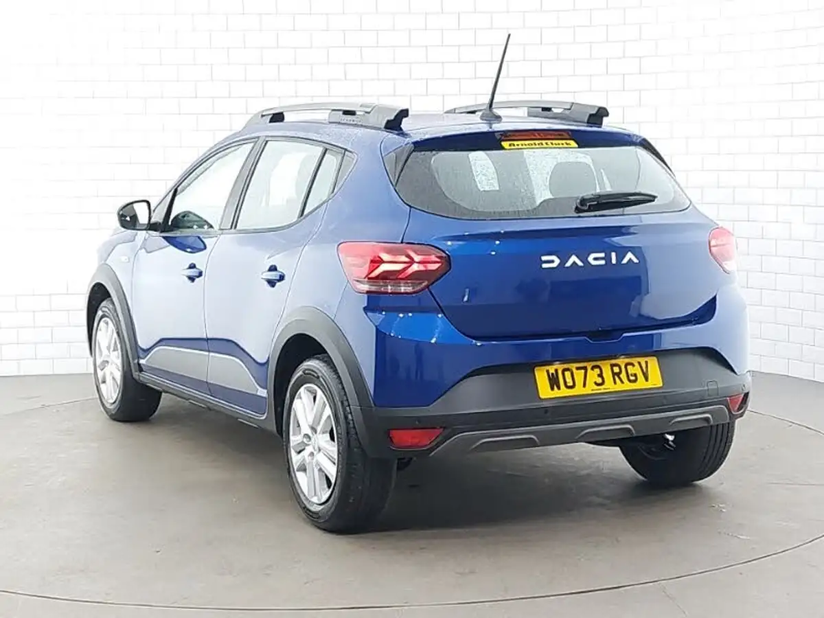 2024-dacia-sandero-stepway-10-tce-expression-90bhp-big-1