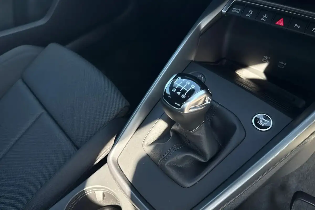 2024-audi-a3-15-30-tfsi-sport-saloon-4d-big-21