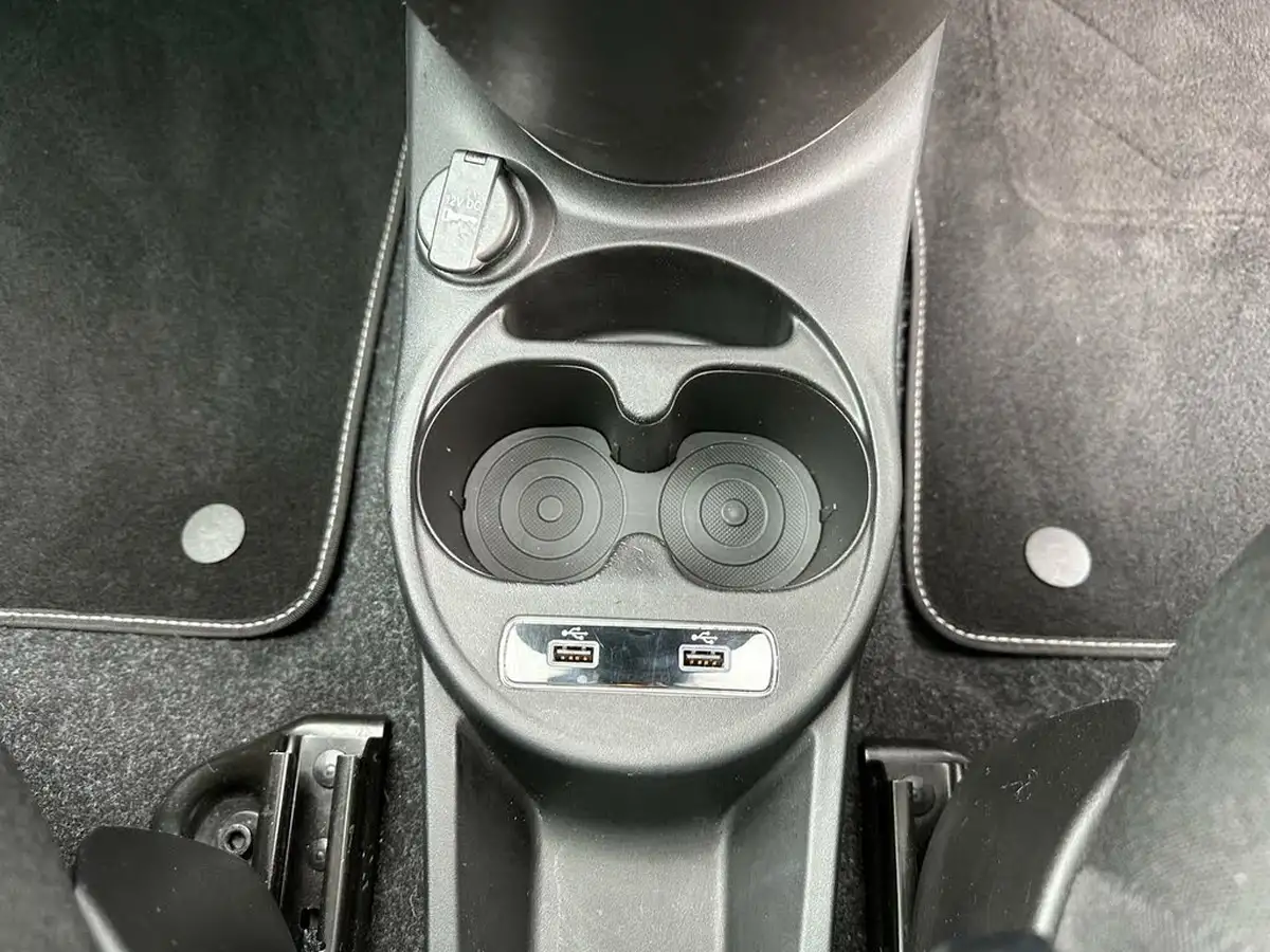2021-fiat-500-10-lounge-big-34