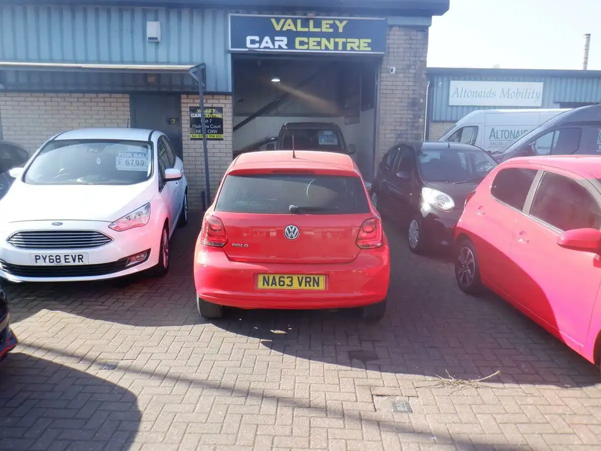 2013-volkswagen-polo-12-match-edition-60ps-3d-big-3