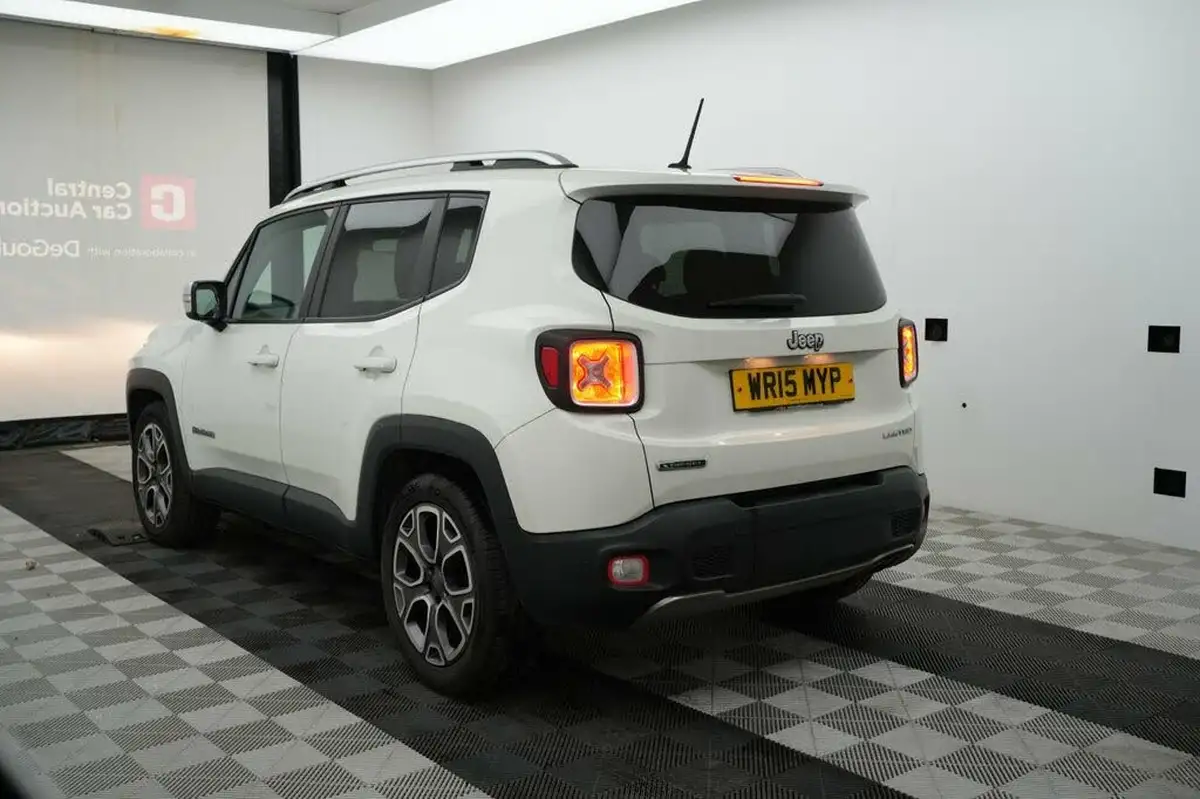 2015-jeep-renegade-16td-limited-big-7
