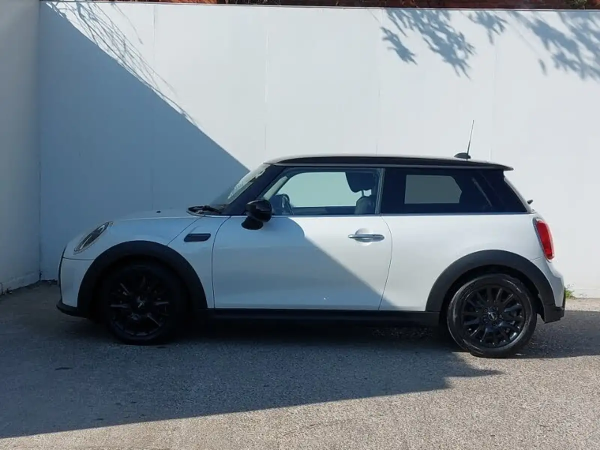 2024-mini-cooper-15-cooper-classic-premium-auto-hatchback-3d-auto-big-3