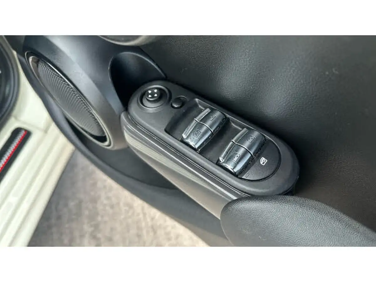 2021-mini-cooper-15-cooper-sport-series-ii-hatchback-5d-big-28