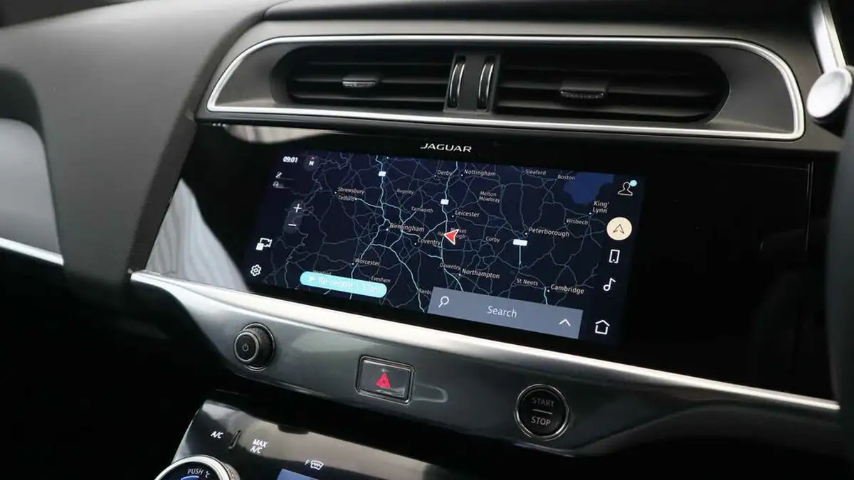 2024-jaguar-i-pace-ev400-400-sport-big-10
