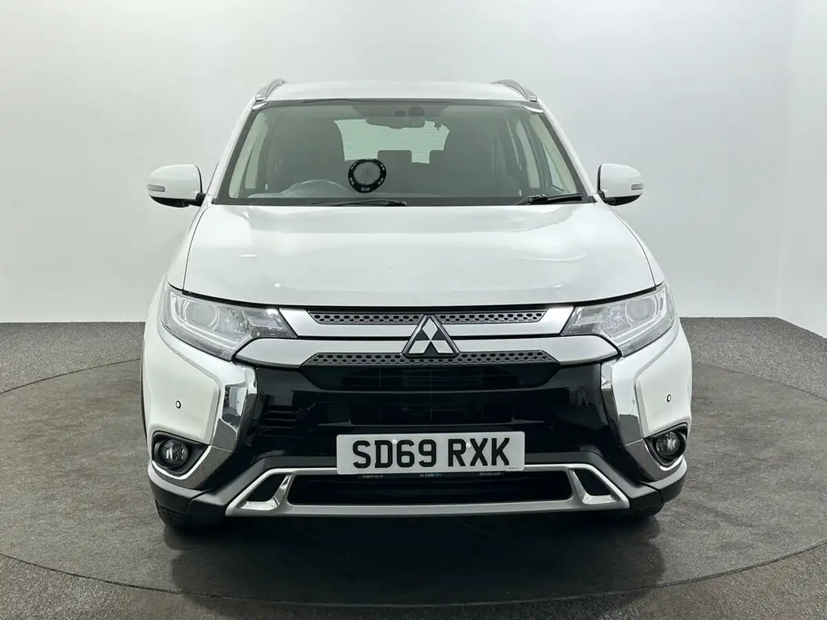 2019-mitsubishi-outlander-20-design-big-1