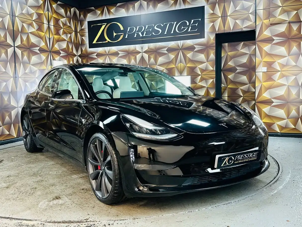 2019-tesla-model-3-e-4x4-performance-pack-big-13