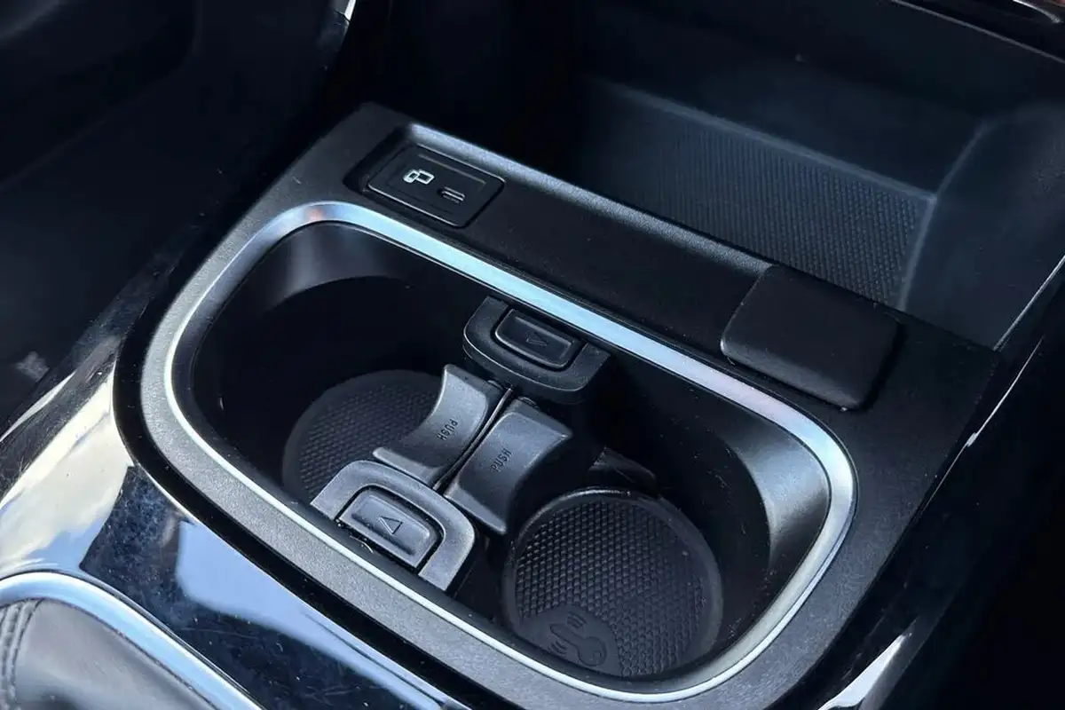 2019-mercedes-benz-a-class-13-a180-sport-executive-hatchback-5d-1332cc-7g-dct-big-35