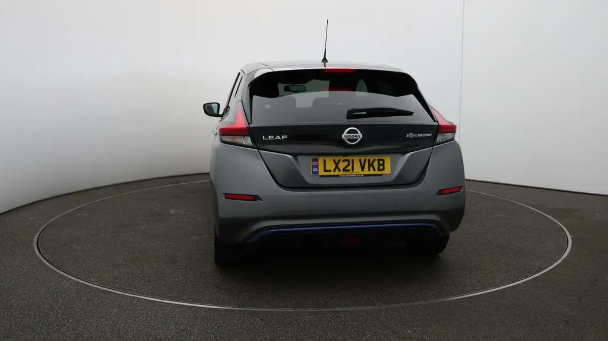 2021-nissan-leaf-e-e-tekna-big-51