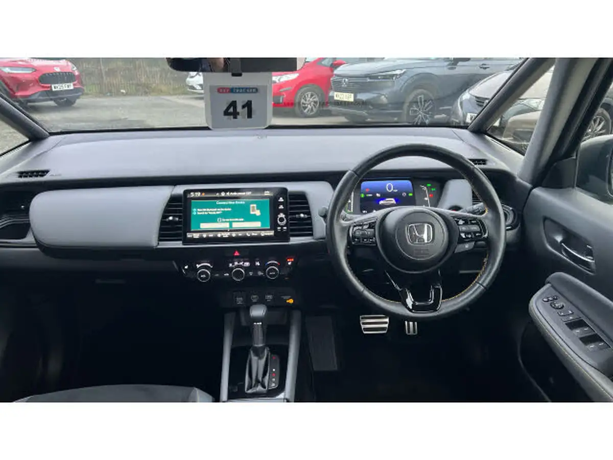 2023-honda-jazz-15-i-mmd-advance-sport-big-3