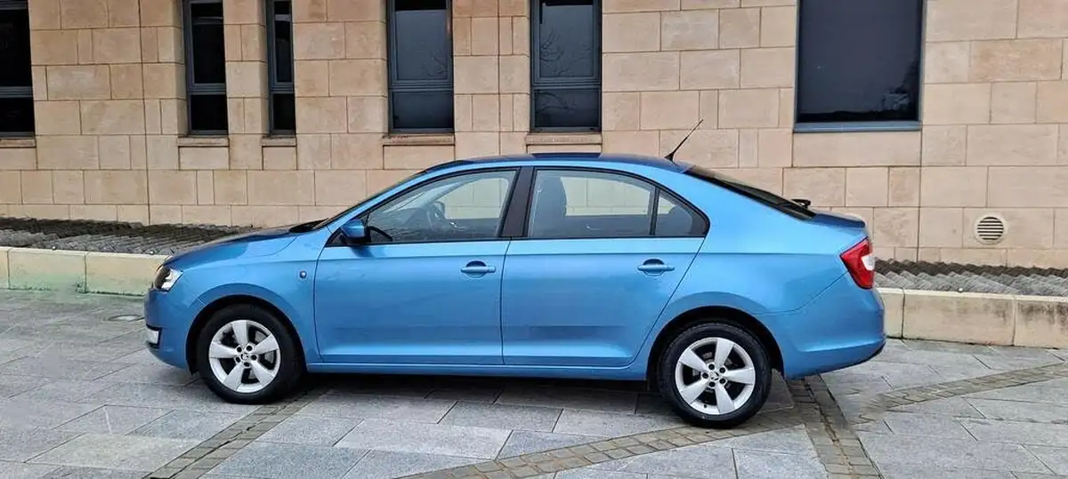 2013-skoda-rapid-12-se-105ps-big-4