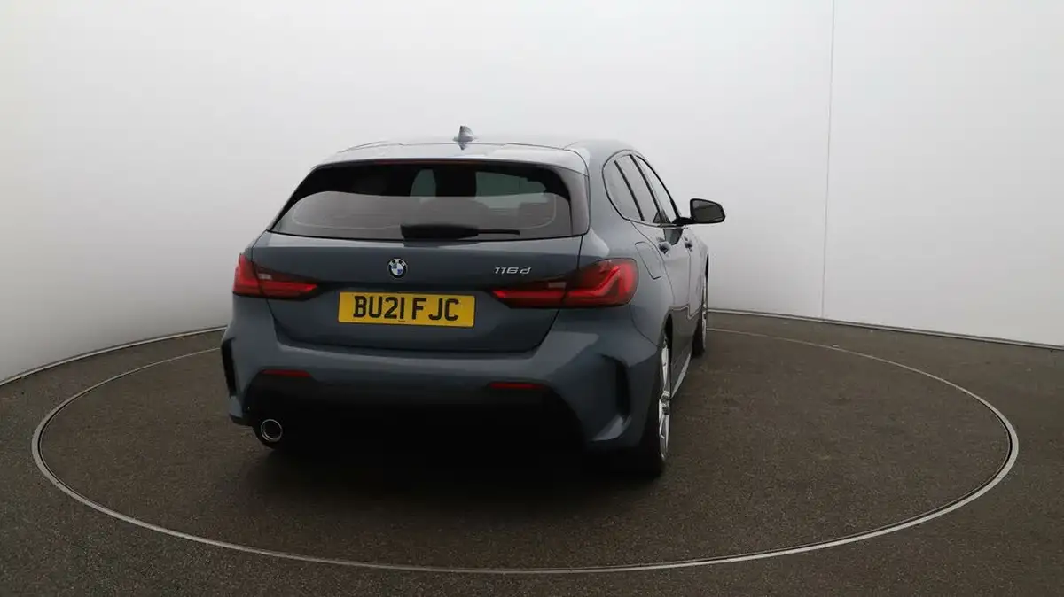 2021-bmw-1-series-15td-116d-m-sport-lcp-dct-big-49