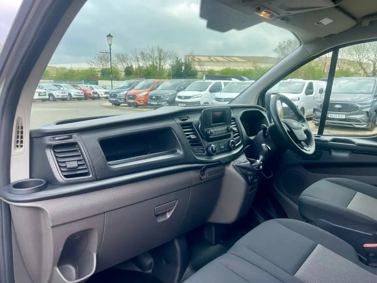 2020-ford-transit-custom-20tdci-340-l1h1-leader-130pseu6dt-big-19